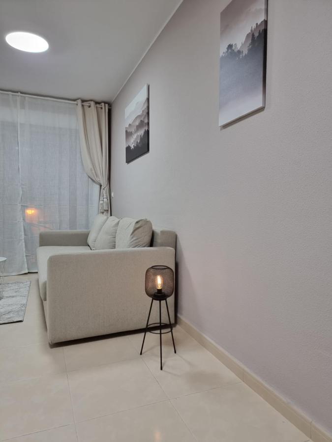 Luxury Evita Apartments In Торевьиа Экстерьер фото