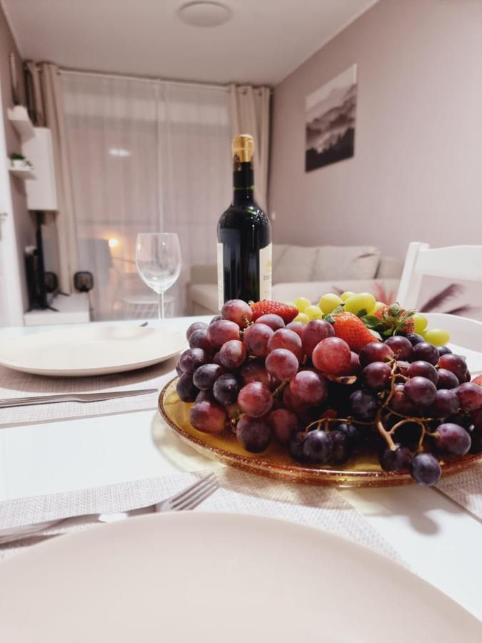 Luxury Evita Apartments In Торевьиа Экстерьер фото