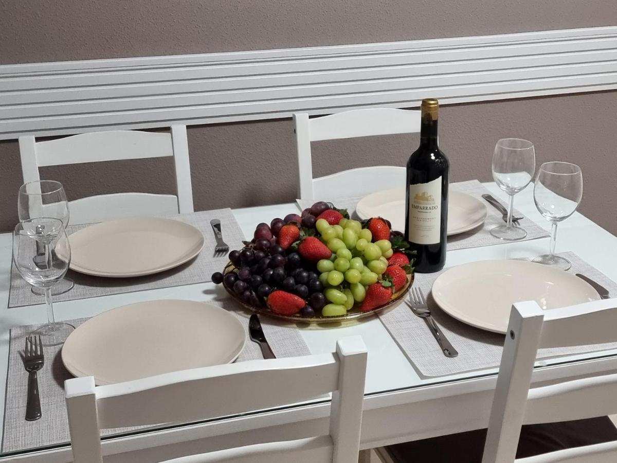 Luxury Evita Apartments In Торевьиа Экстерьер фото